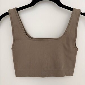 SET Active Scultflex Box Cut Ribbed Sports Bra in Sand